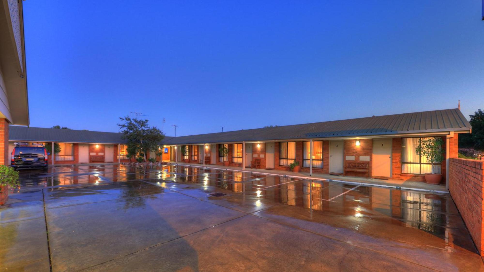 Moama Central Motel Echuca Exterior photo